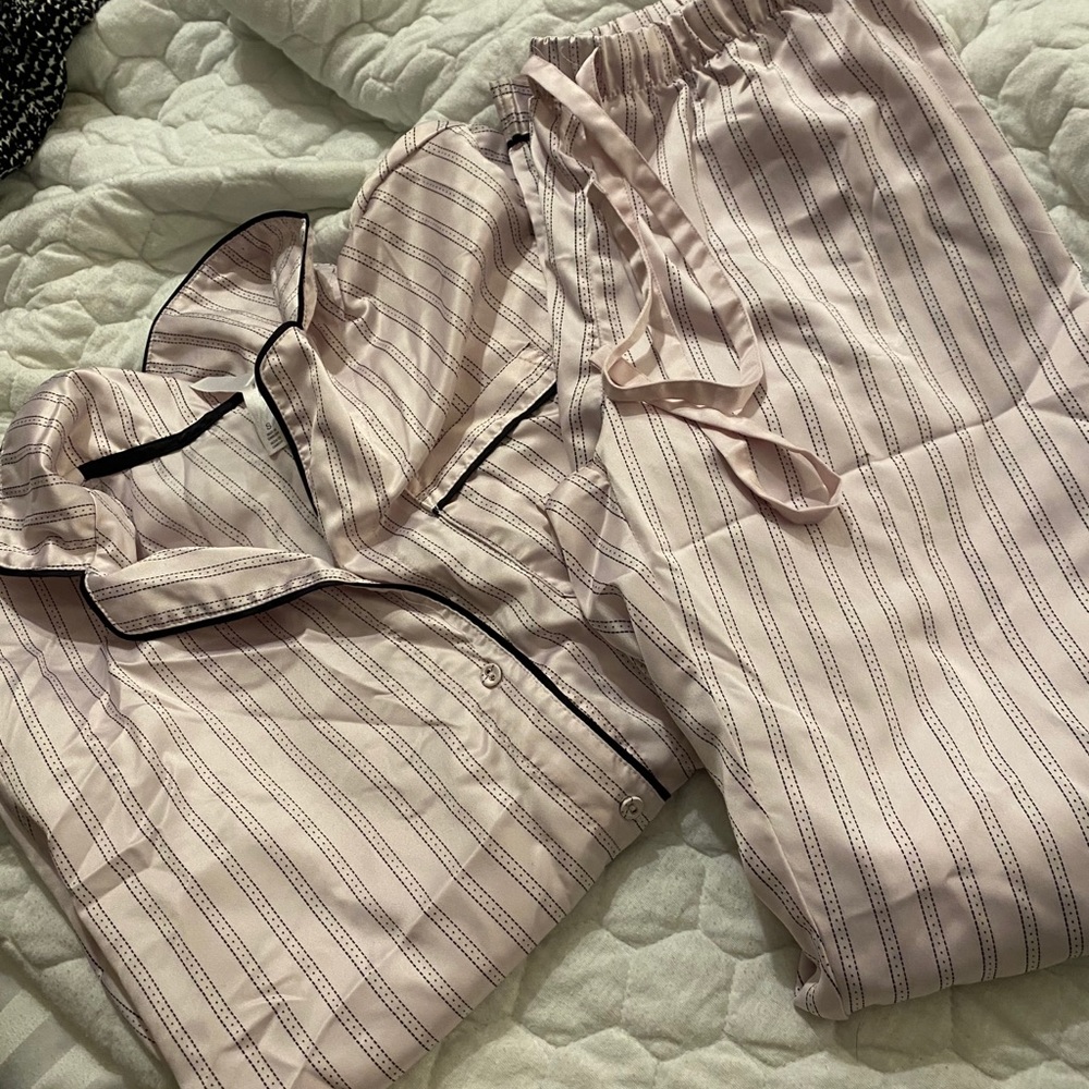 Silky pajama set